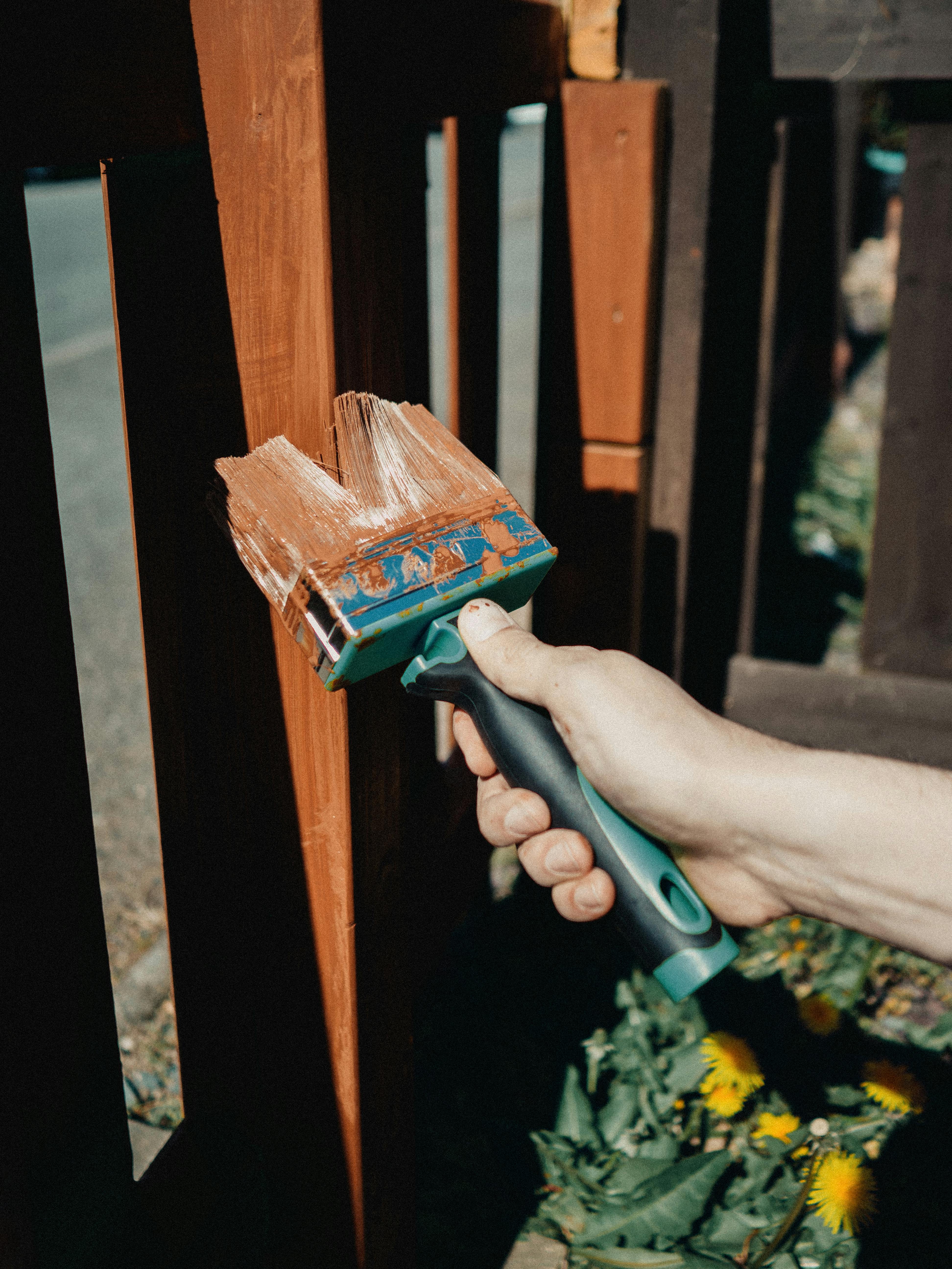 Deck and fence staining Calgary